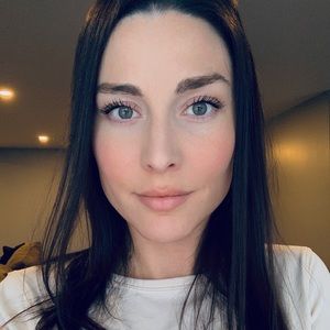 Meet your Posher, Alaina